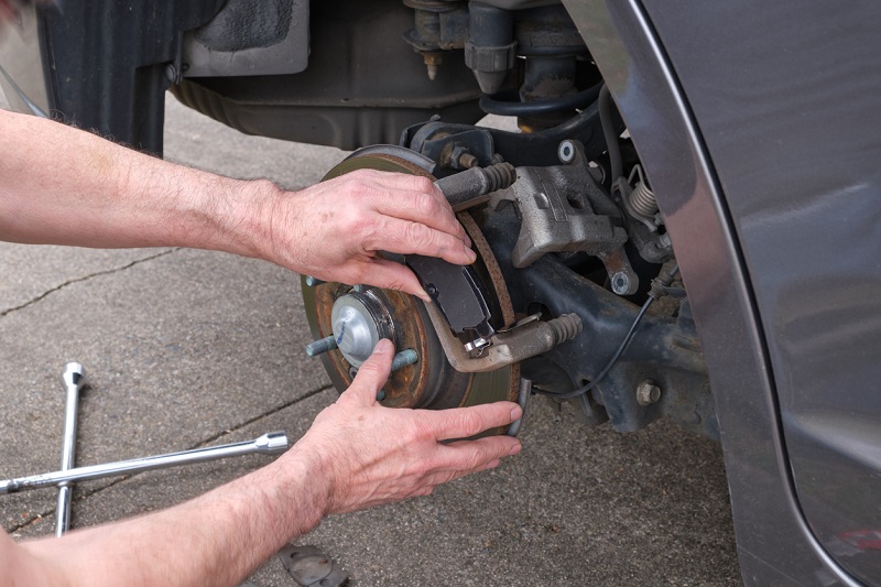 How much does it cost for brake pad replacement